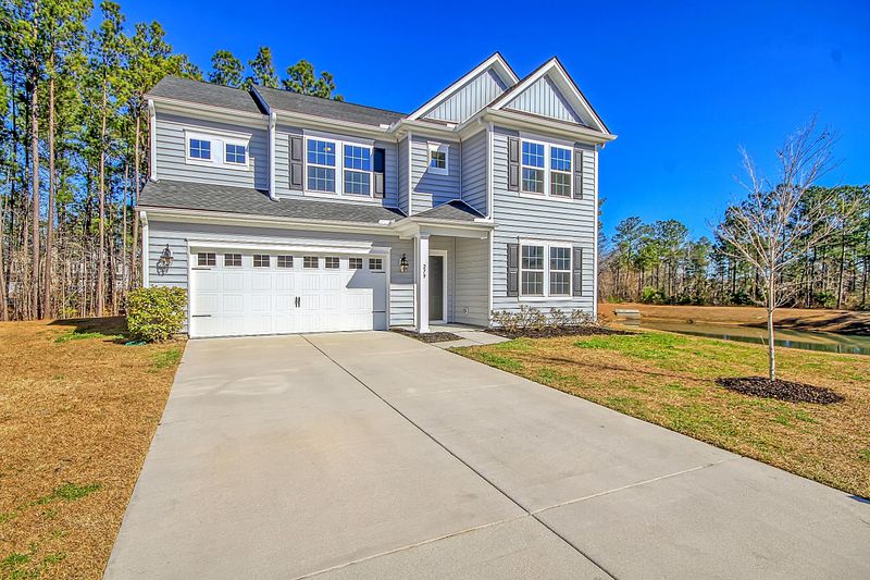 279 Swamp Creek Ln, Moncks Corner, SC 29461