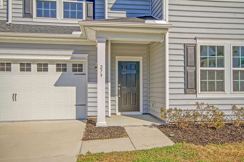 279 Swamp Creek Ln, Moncks Corner, SC 29461