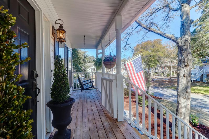 1551 Fiddlers Marsh Dr, Mount Pleasant, SC 29464