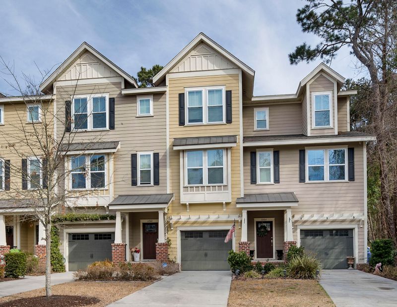 1202 Dingle Rd, Mount Pleasant, SC 29466