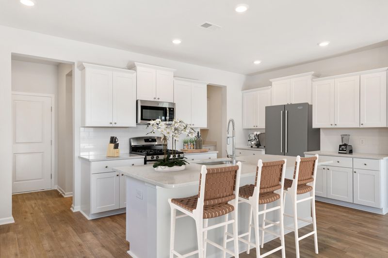 110 Red Bluff St, Summerville, SC 29483