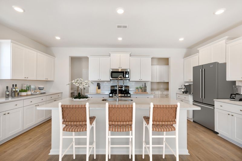 110 Red Bluff St, Summerville, SC 29483