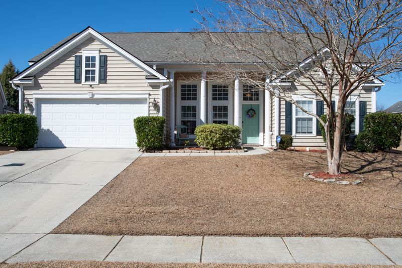 343 Lakewind Dr, Moncks Corner, SC 29461