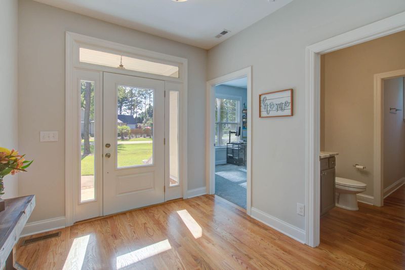 115 Guilford Dr, Summerville, SC 29483