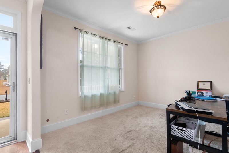 8872 Tolbert Way, North Charleston, SC 29420