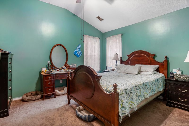 8519 Falling Leaf Ln, Charleston, SC 29420