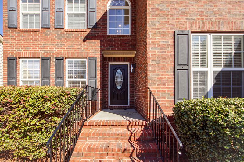 8709 Alexandria Dr, North Charleston, SC 29420
