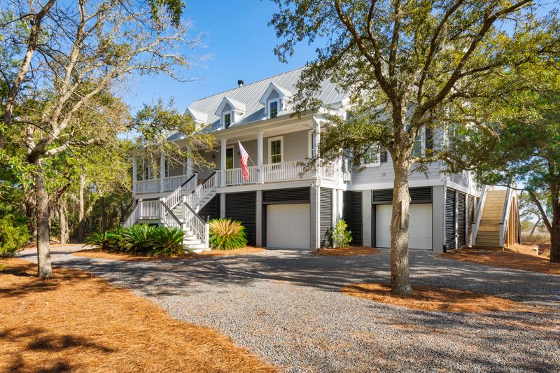 1546 Fiddlers Den Ct, Mount Pleasant, SC 29464