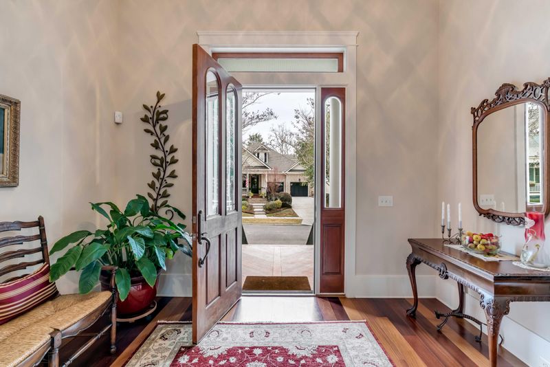 1135 Oak Overhang St, Charleston, SC 29492