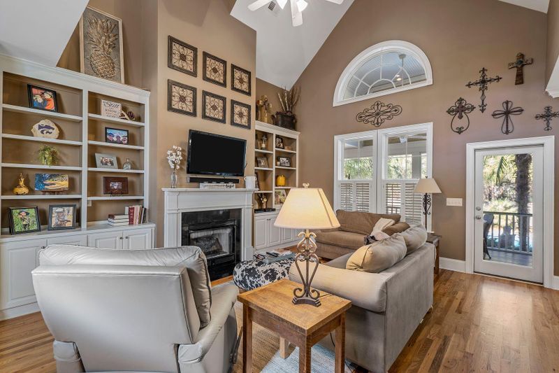1026 Mount Whitney Dr, Summerville, SC 29483