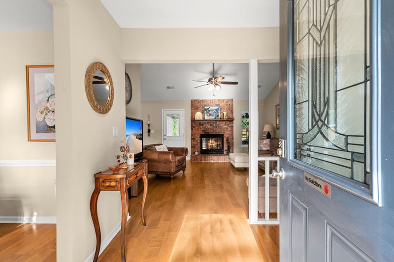 1530 Kentwood Cir, Charleston, SC 29412