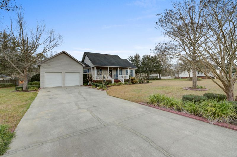 139 Travis Hill Rd, Moncks Corner, SC 29461