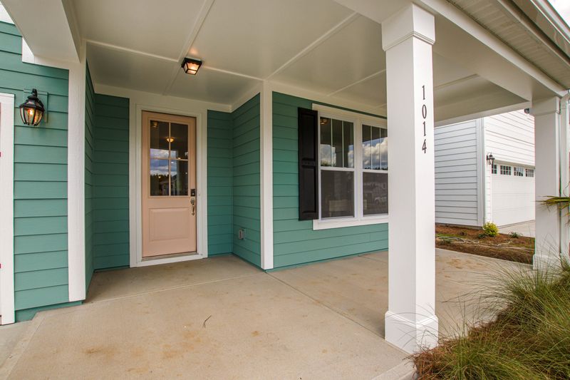 1014 Magnolia Warbler Way, Ravenel, SC 29470