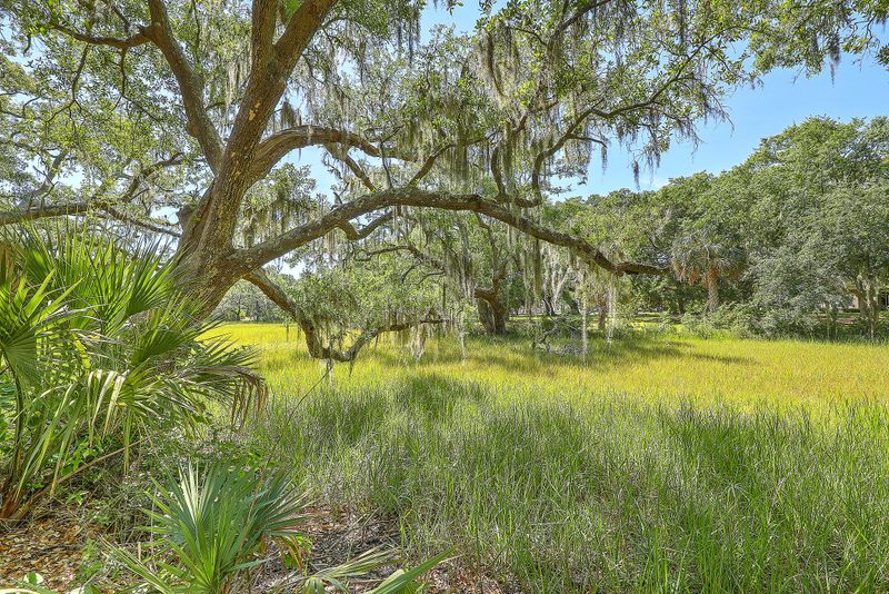 130 River Landing Dr #9100, Daniel Island, SC 29492