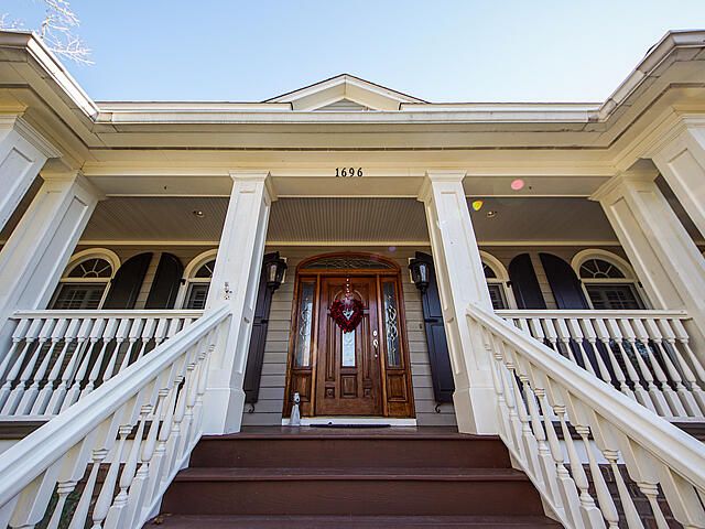 1696 Sewee Fort Rd, Mount Pleasant, SC 29466