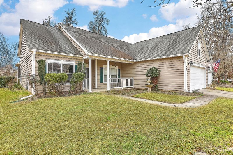 445 Blue Dragonfly Dr, Charleston, SC 29414