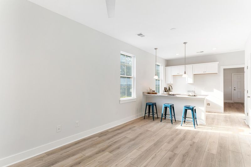 2039 Groveland Ave, North Charleston, SC 29405