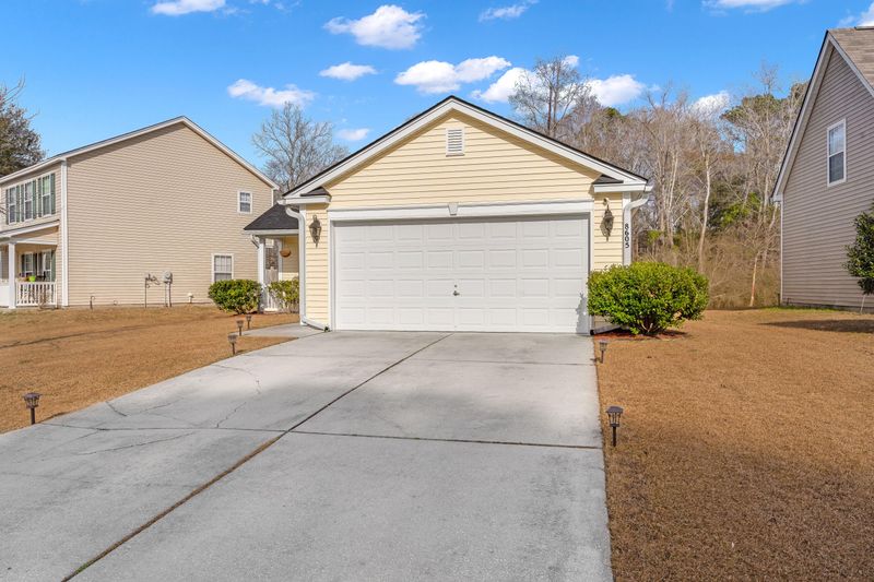 8605 Madelyn St, North Charleston, SC 29406
