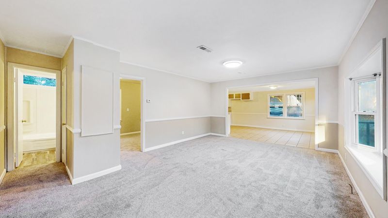 108 Oak Dr, Summerville, SC 29483