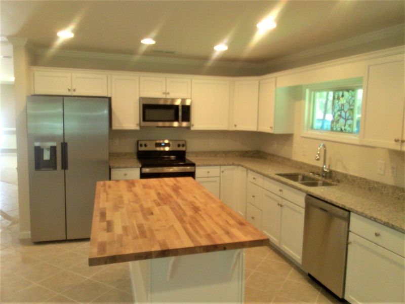 140 Whippoorwill Dr, Summerville, SC 29483