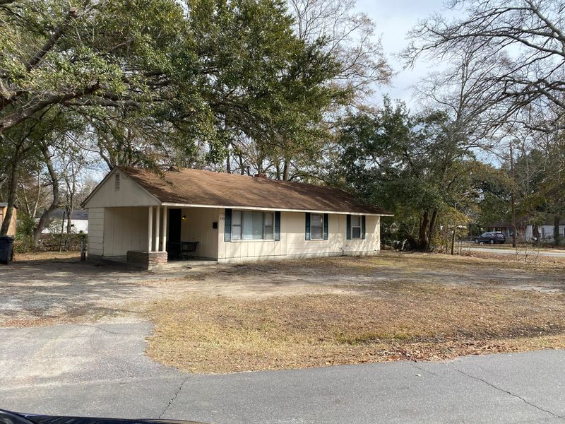 4102 Blanton St, North Charleston, SC 29405