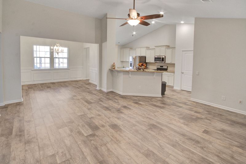 9901 Winged Elm St, Ladson, SC 29456