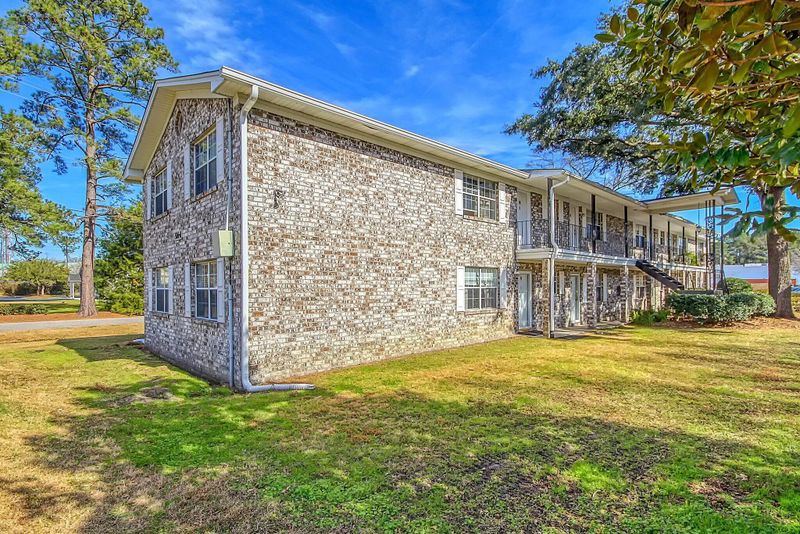 516 Arlington Dr #A1, Charleston, SC 29414