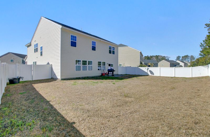 334 Brackenfern Rd, Moncks Corner, SC 29461