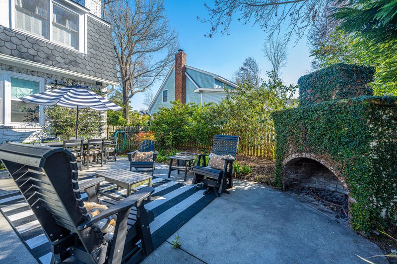 9 Eliza Ct, Charleston, SC 29407