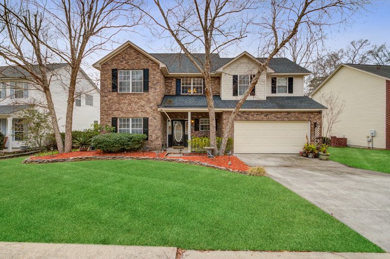 107 N Pembroke Dr, Goose Creek, SC 29445