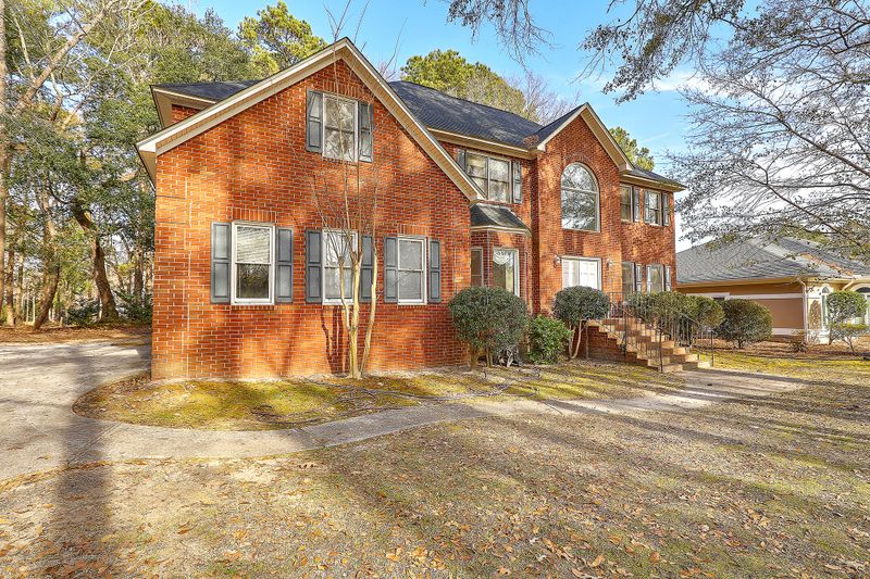 4601 Club Course Dr, Charleston, SC 29420