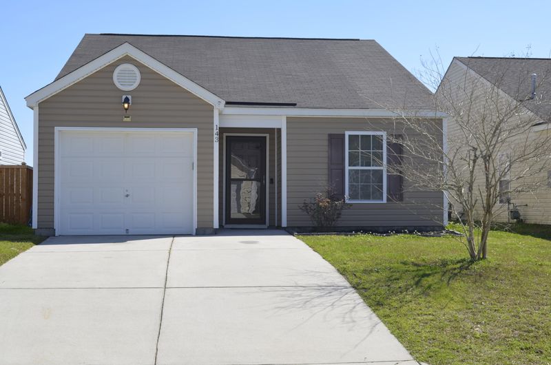143 Tyger St, Summerville, SC 29485
