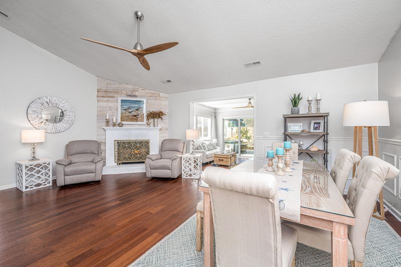 104 Braeford Ct, Goose Creek, SC 29445