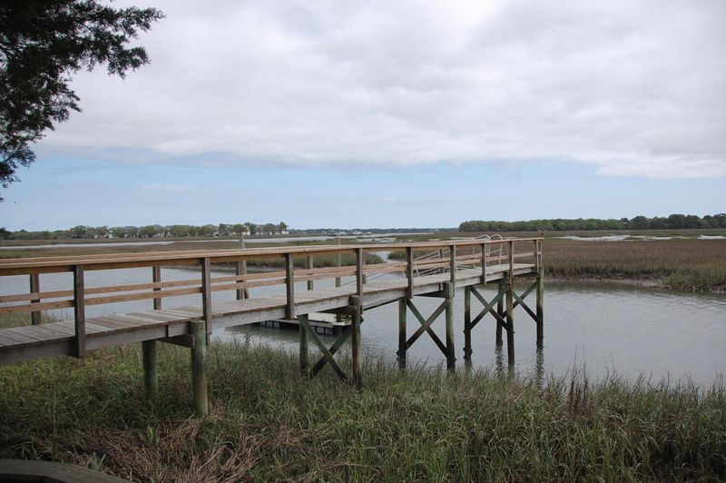 2200 Folly Rd, Charleston, SC 29412