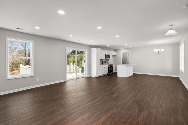 149 N Lakeshore Dr, Goose Creek, SC 29445