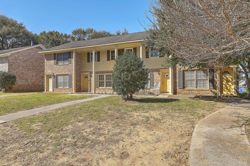 50 Held Cir #D, Charleston, SC 29412