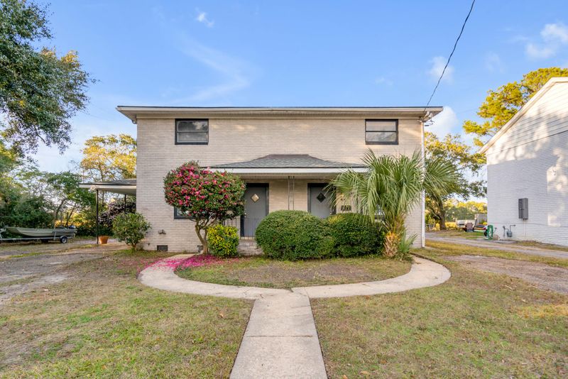 158 Gordon St, Charleston, SC 29403