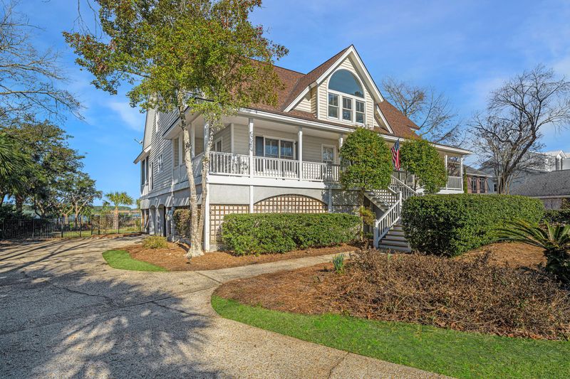 2220 Hartfords Bluff Cir, Mount Pleasant, SC 29466