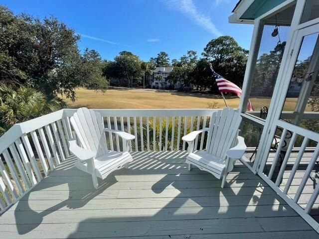 31 Battery Park Rd, Edisto Island, SC 29438