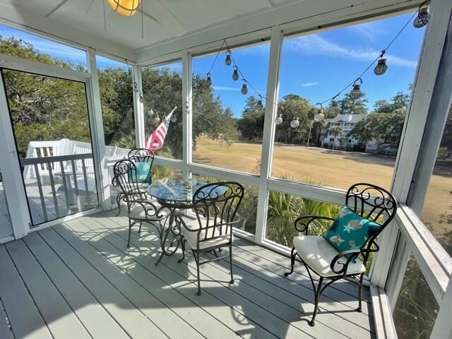 31 Battery Park Rd, Edisto Island, SC 29438
