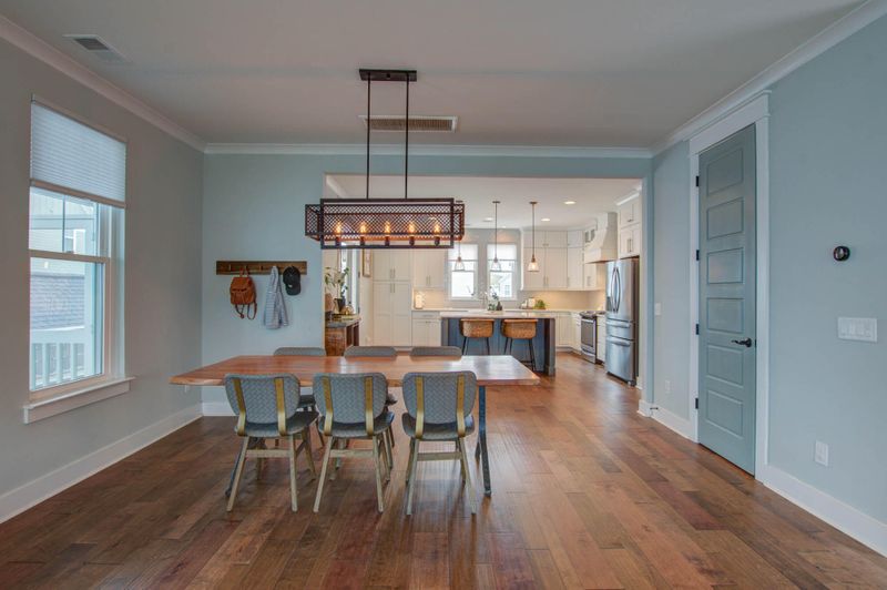 1602 Athena Ln, North Charleston, SC 29405