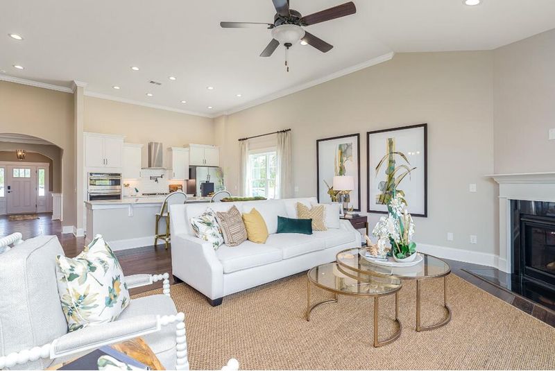 213 Fiddleback Dr, Summerville, SC 29486