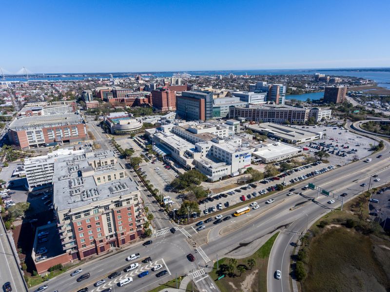 150 Bee St #706, Charleston, SC 29401