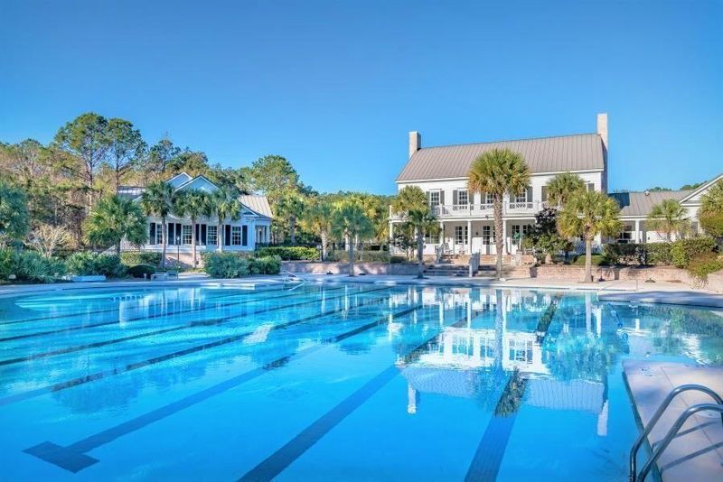 1036 Zinser St, Mount Pleasant, SC 29466