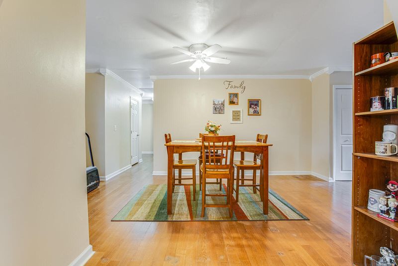 805 Mountain Pine Rd, Moncks Corner, SC 29461