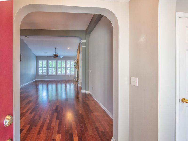 1545 Sweet Myrtle Cir, Mount Pleasant, SC 29466
