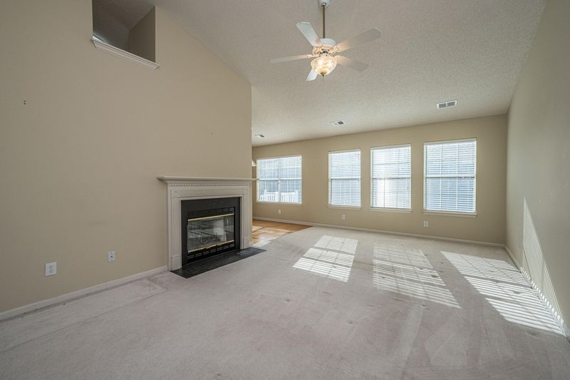 3272 Heathland Way, Mount Pleasant, SC 29466