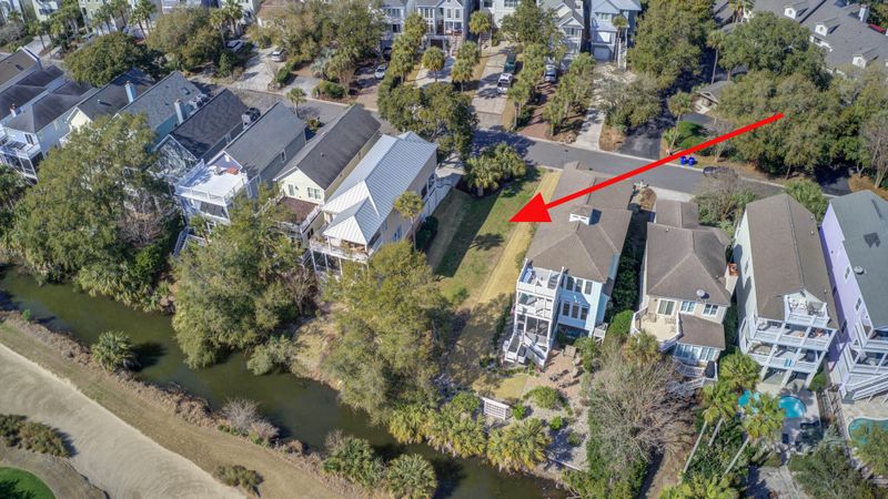 10 Yacht Harbor Ct, Isle Of Palms, SC 29451