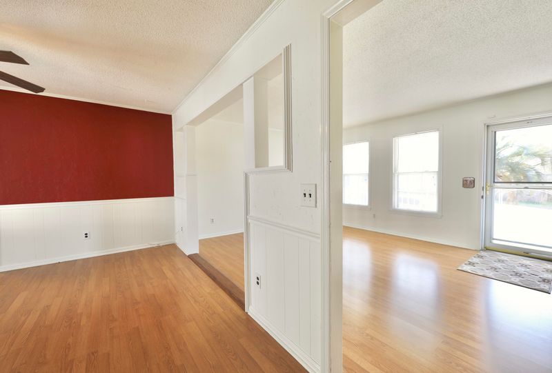 219 Trinity Pl, Ladson, SC 29456
