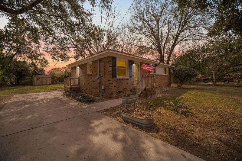 1329 Garrison St, Charleston, SC 29412